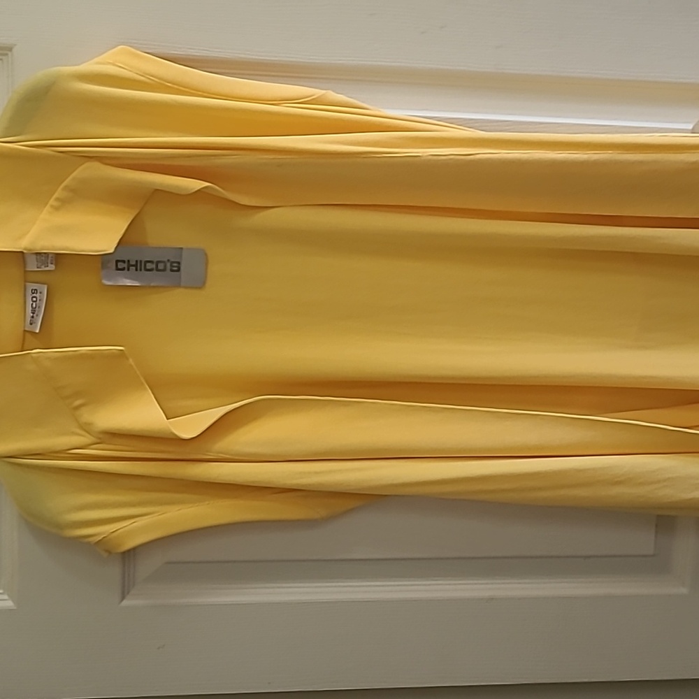 Chico's sleeveless vest with belt